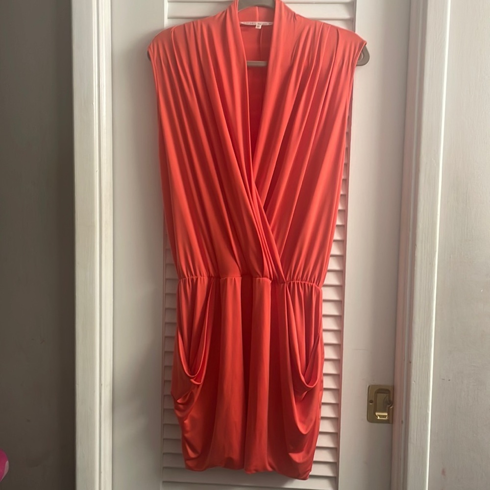 RACHEL Rachel Roy Draped DeepV Neck Dress.Draping On Bottom Has POCKETS! EUC-Med